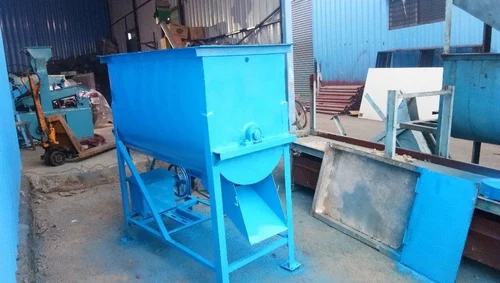 Cattle And Poultry Feed Mixer Machine